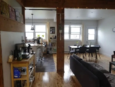 Chambre à louer dans un grand 4 1/2 1er Juillet Image# 1