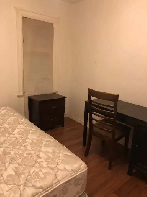 3 bedroom apt at Yonge and steele Image# 9