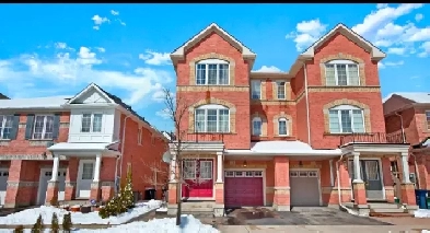 BASEMENT FOR RENT (UTILITIES & WIFI INCLUDED) Image# 4