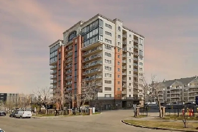 FOR SALE - Modern 2 Bed 2 Bath Condo Near MacEwan Image# 1