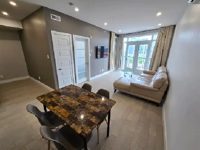1 Bedroom   Den with indoor garage - Old Port Image# 6