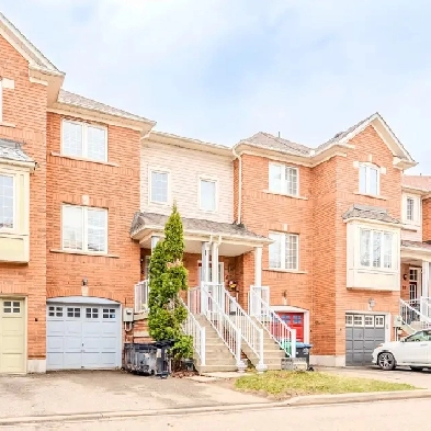 For Rent - 3 Storey Townhouse Image# 8
