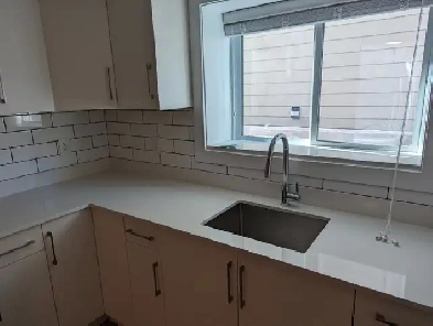 1 bedroom share in Front Duplex - $1200:  $1050 rent   $150 util Image# 1