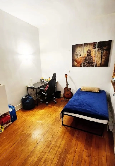 ROOM AVAILABLE - JULY 1ST Image# 1