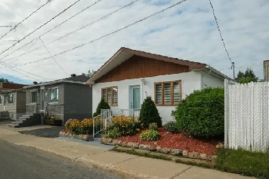 MAISON À LOUER - LAVAL Image# 5