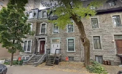 1er juillet - chambre Plateau Mont-Royal (1 minute de McGill) Image# 1