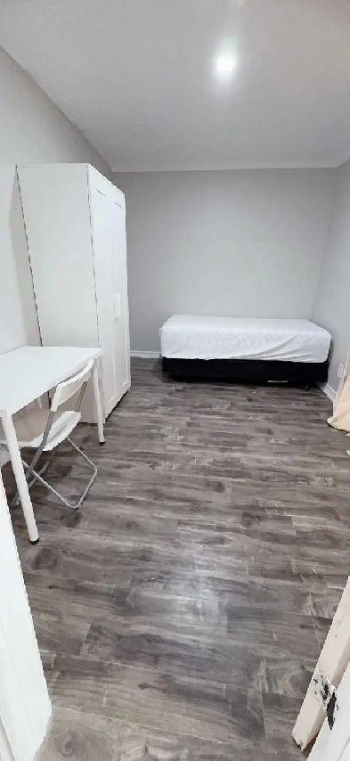 private room for rent in scarborough June 1st Image# 1
