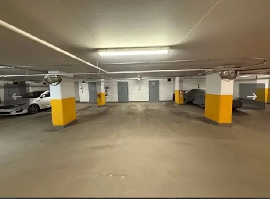 Indoor parking - Griffintown Image# 1