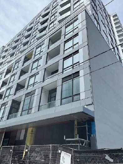 BRAND NEW, SPACIOUS, ACCESSIBLE CONDO Image# 8