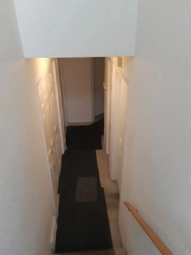 HOUSE FOR SALE- HALF DUPLEX- 285K OBO Image# 12