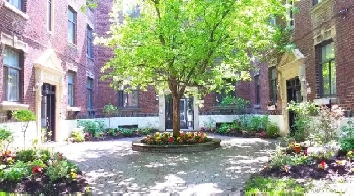 Big 4 ½, renovated, heating incl, metro Vendome, July 1st Image# 2