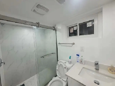 $650 all included Oshawa 1 bedroom Image# 1