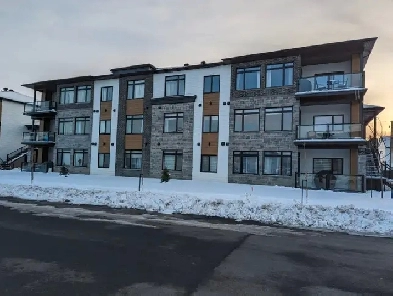 Appartement 5 1/2 à louer à Otterburn Park