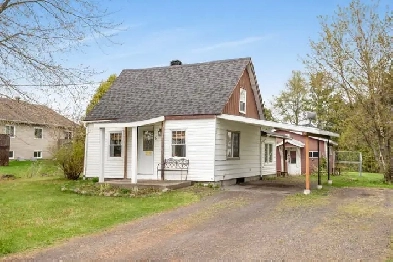 Bedard Real Estate Team - 5 Bissonnette St, Alfred Image# 1