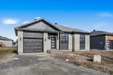 Bedard Real Estate Team - 700 West St, Hawkesbury Image# 1