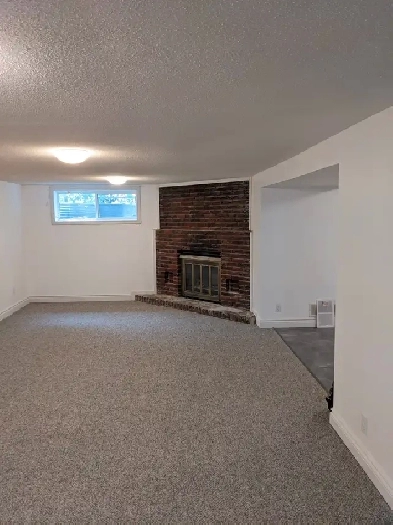 2 Bedroom West End Apartment $1990 H&H included Pet friendly Image# 1