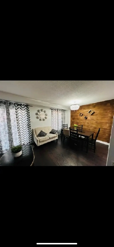 Master Bedroom for rent in heart of Square one Image# 1