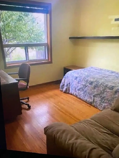 room for rent Image# 1