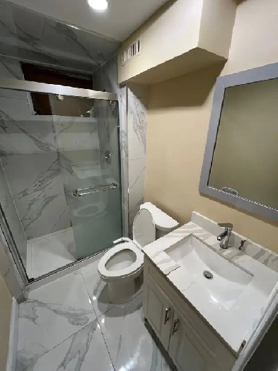 brampton rooms for rent near professor’s lake Image# 1