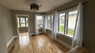 2 bedroom, 1 bathroom house with garage Image# 10