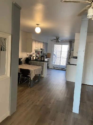 MAGNIFIQUE APPARTEMENT MODERNE 5 ½ À LOUER – CENTRE-SUD JUILLET' Image# 1