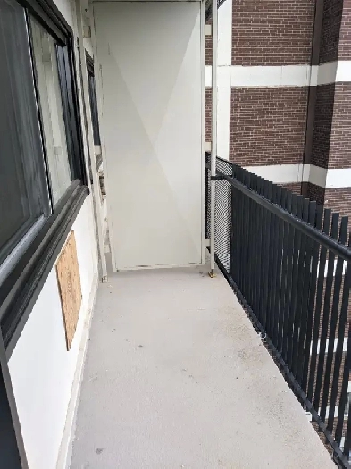 I bedroom studio appartment for rent in Plateau Mont Royal $1198 Image# 5