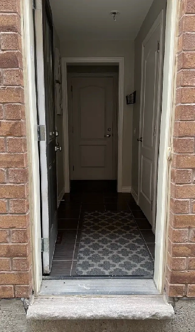 1 Bedroom Basement Apartment Available Now Image# 1