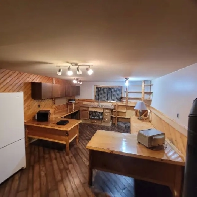 mature, quiet, country-living, employed individual to rent help Image# 17