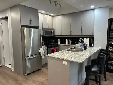 Yonge & Eglinton FURNISHED 1 BED   DEN for rent Image# 9