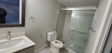 1 plus Den Apartment in Bowmanville Image# 1