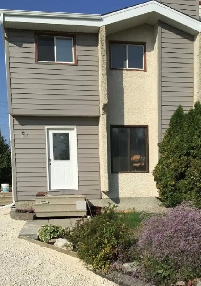 3 Bedroom House for Rent in Transcona! Renovated with Huge Yard Image# 7