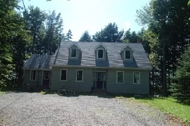 Lake front House for Rent Image# 2
