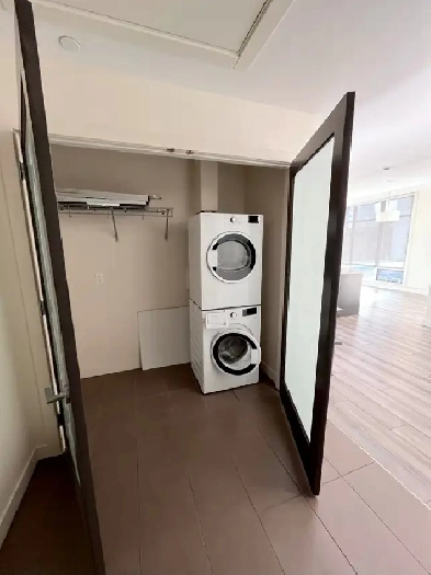 Condo for rent downtown Image# 4