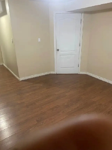 BASEMENT UNIT - ONE BEDROOM,  MISSISSAUGA Image# 1