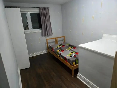Private room available for rent for Vegetarian Image# 2