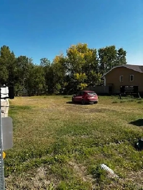 RESIDENT LOT Image# 1