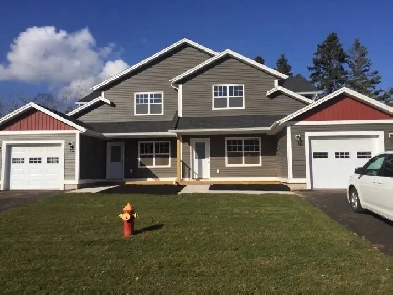 3 bedroom 2.5 bathroom duplex for rent in Cornwall Image# 5