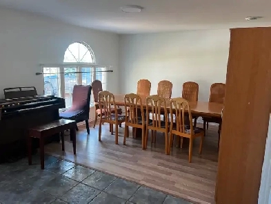 Master bedroom for rent kanata north Image# 7