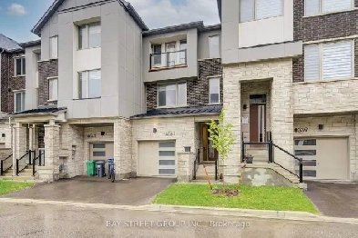4 bed 4 bath House For rent in Mississauga Basement Unfinshed