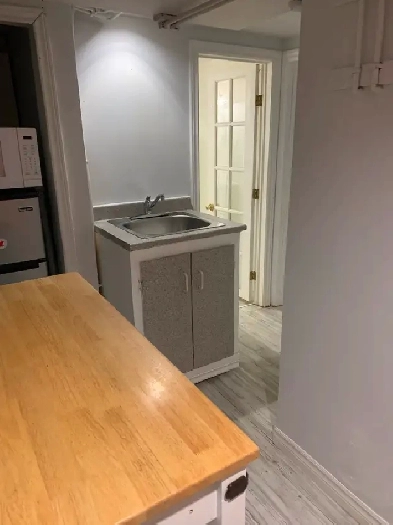 Cozy 1 bed 1 bath basement apartment for rent Image# 1