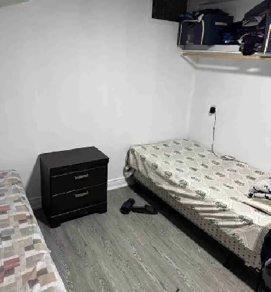 Sharing Room For Rent In Basement Image# 1