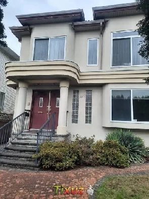 3 bed, 2 bath nice & bright house Image# 1