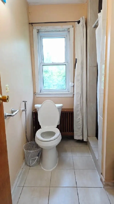 Fully Furnished PrivateRoom available from JUNE 1st $575 all inc Image# 1