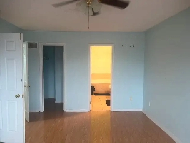1 room available Image# 8