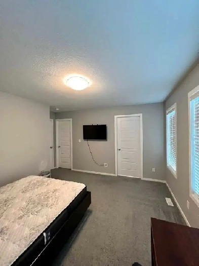 Room rental - New house - East Greens Image# 2