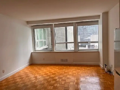 Downtown studio, reduced price Image# 5