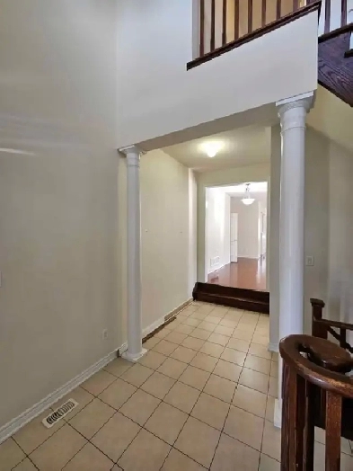 House for rent in Mississauga Image# 4