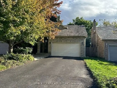 4 bed 4 bath house - Yonge And Highway #7 Image# 9