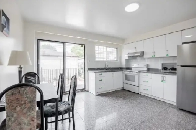 One bedroom with washroom in Downtown Toronto for rent, $1,350/m Image# 4