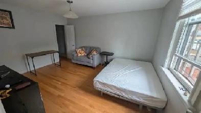 Room for rent month-to-month Image# 1